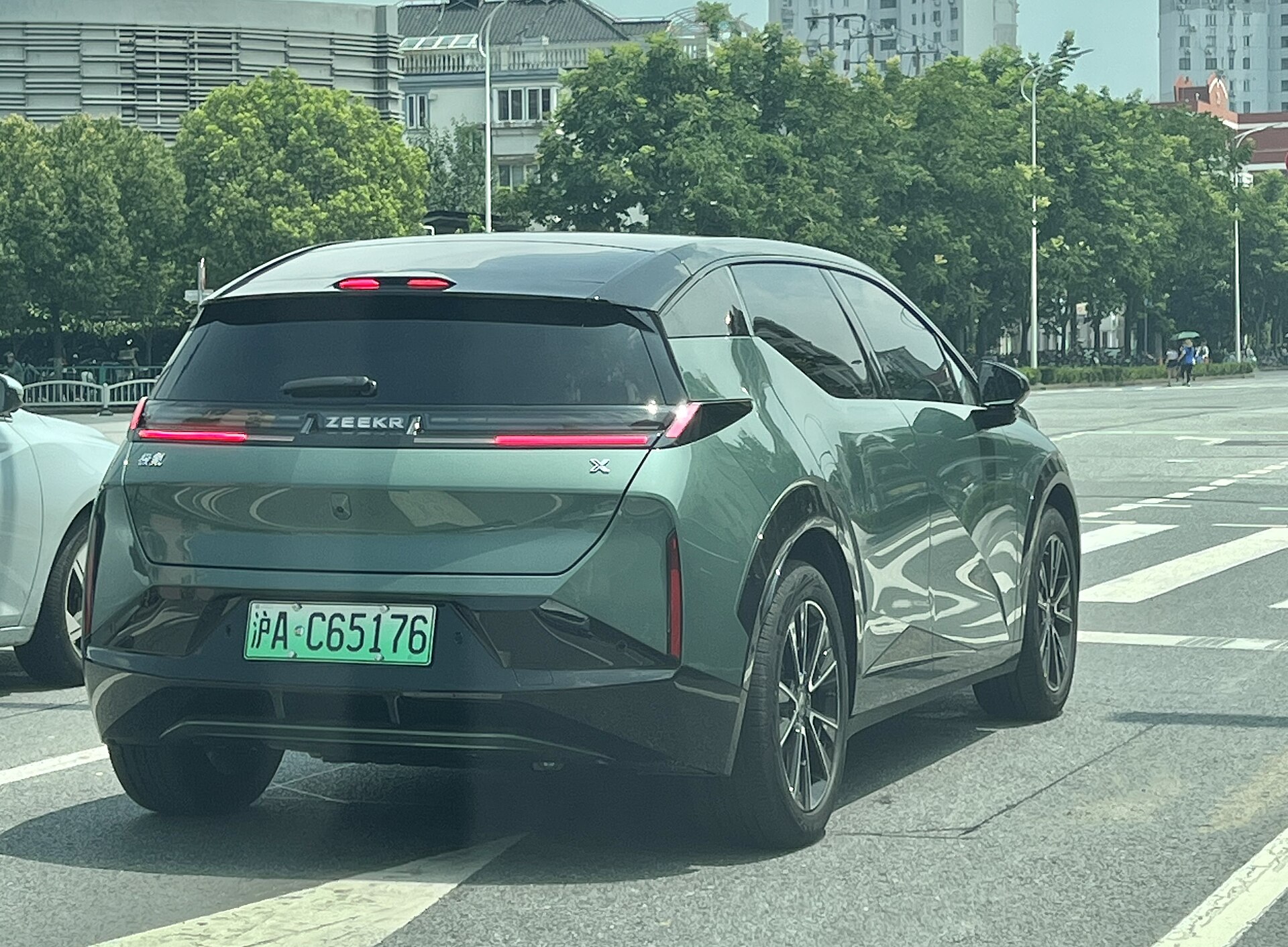 2024 Zeekr X All-Wheel Drive