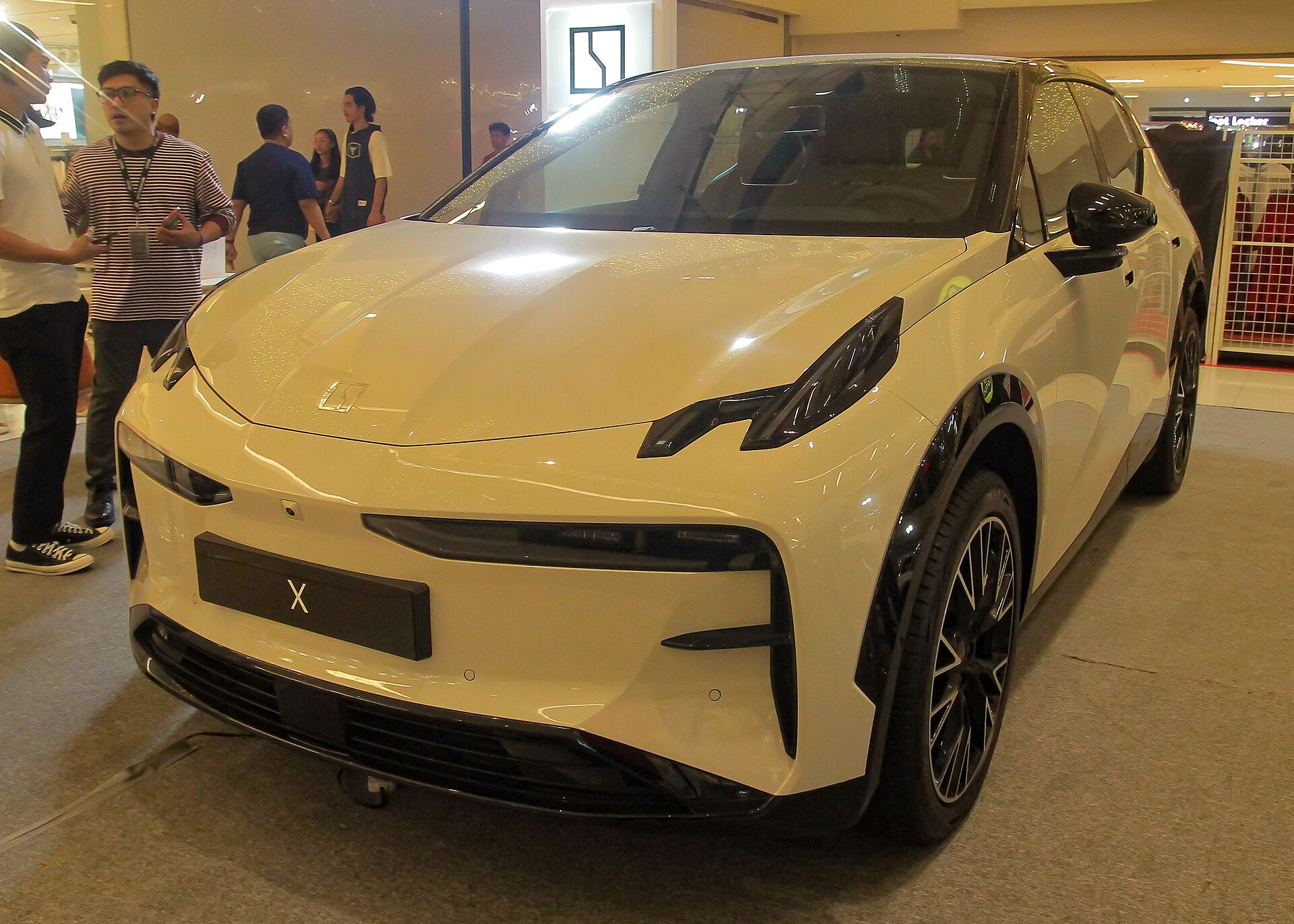 2025 Zeekr X All-Wheel Drive