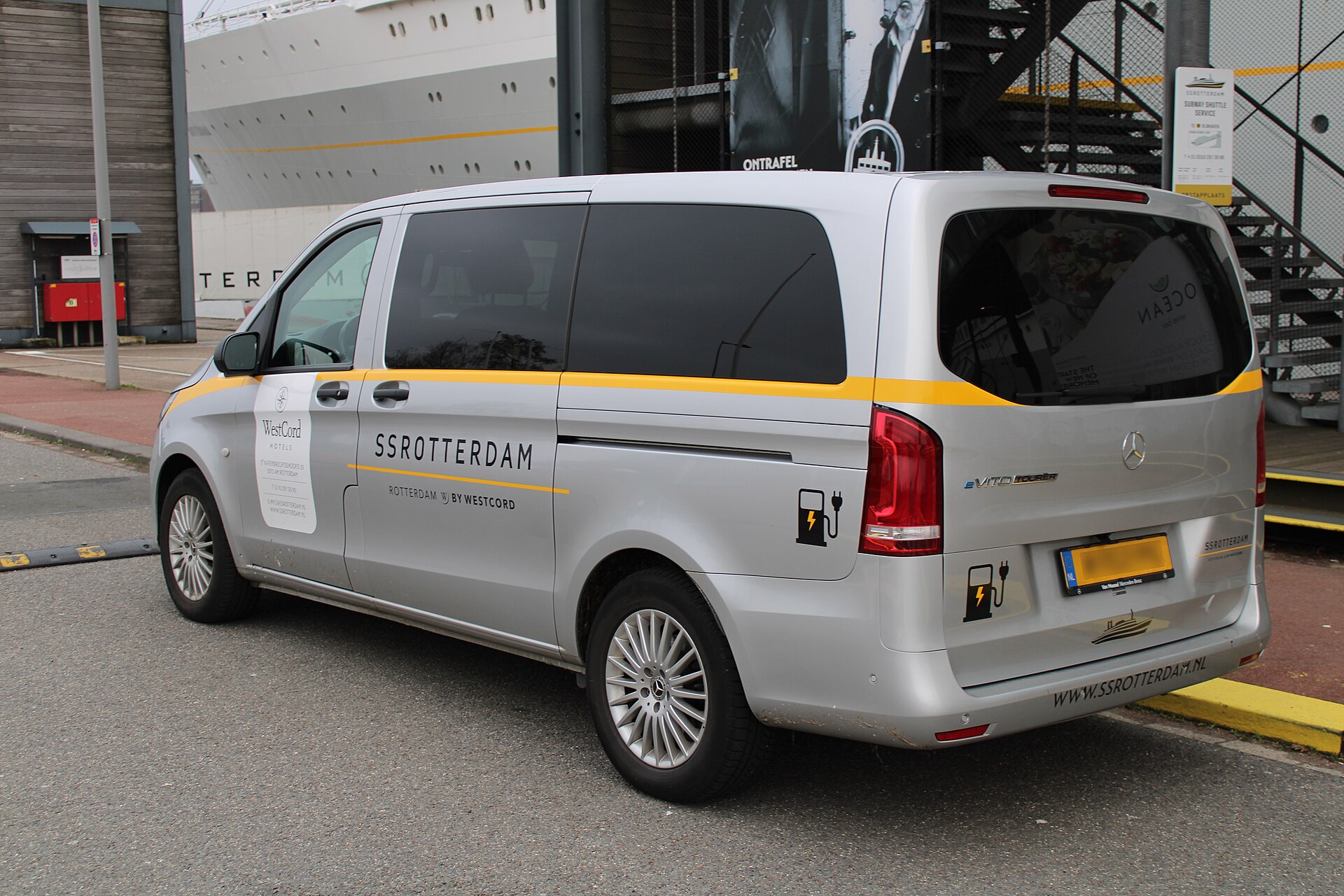 Mercedes-Benz eVito Tourer