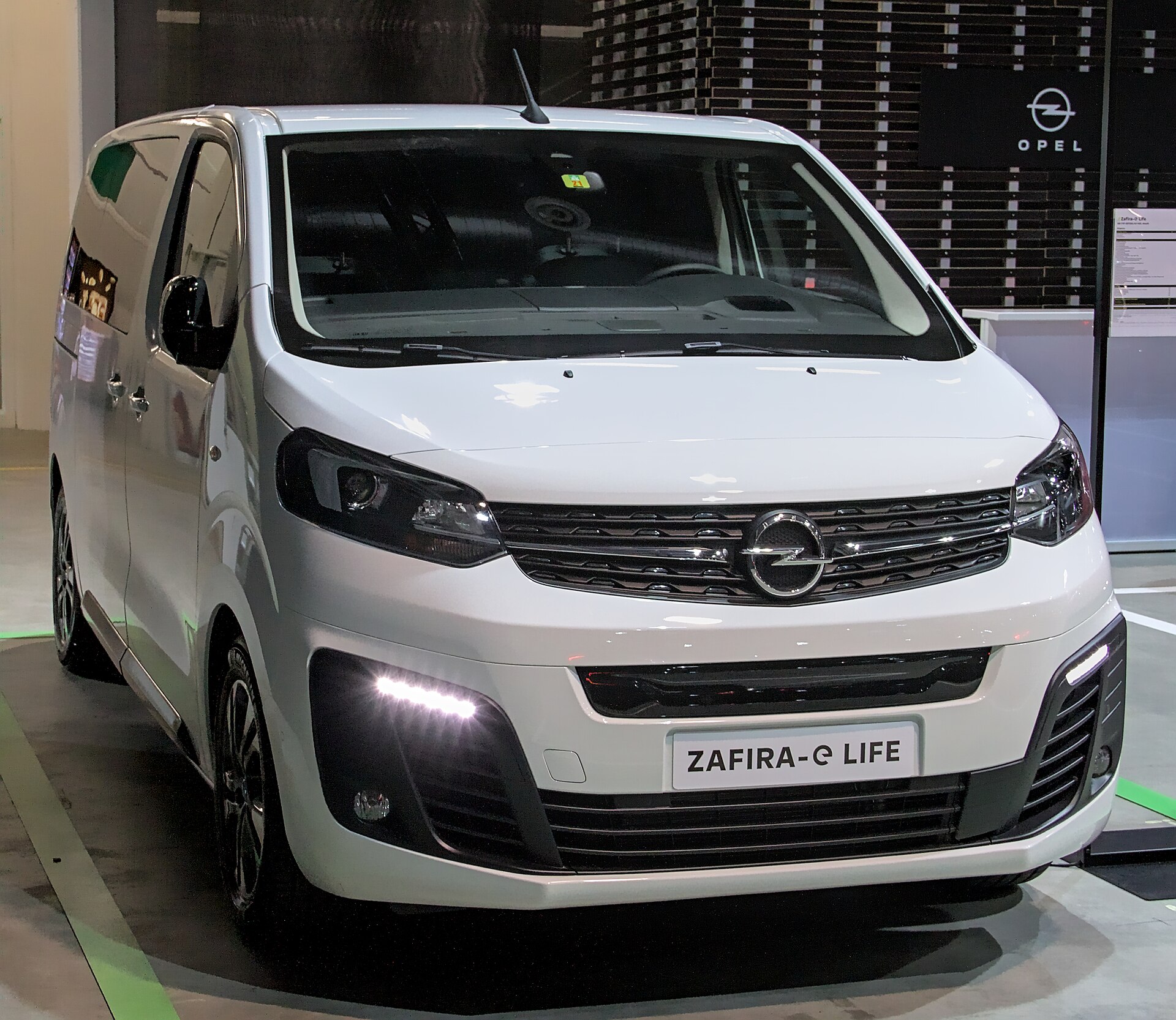 Vauxhall Zafira-e Life