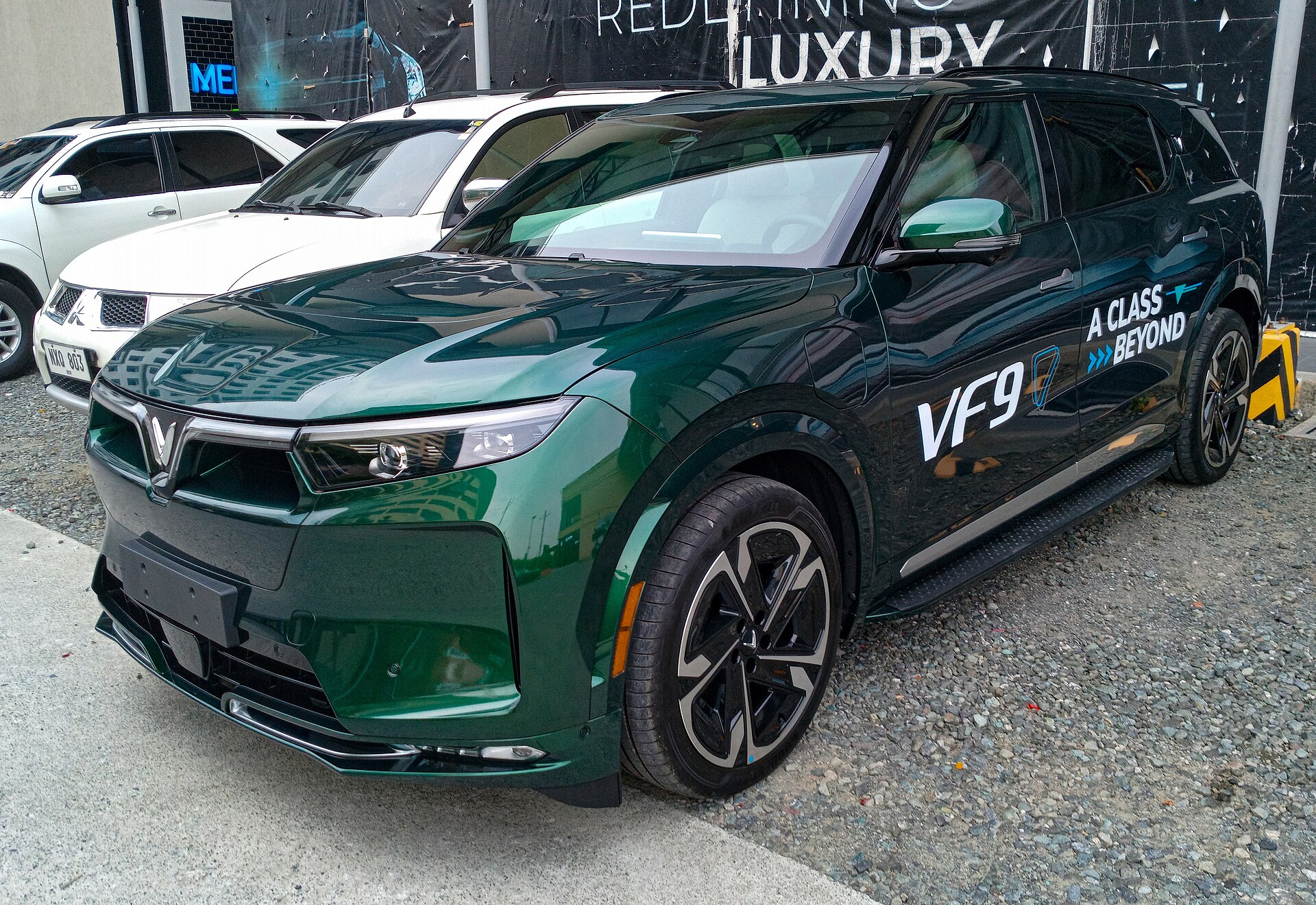 VinFast VF9