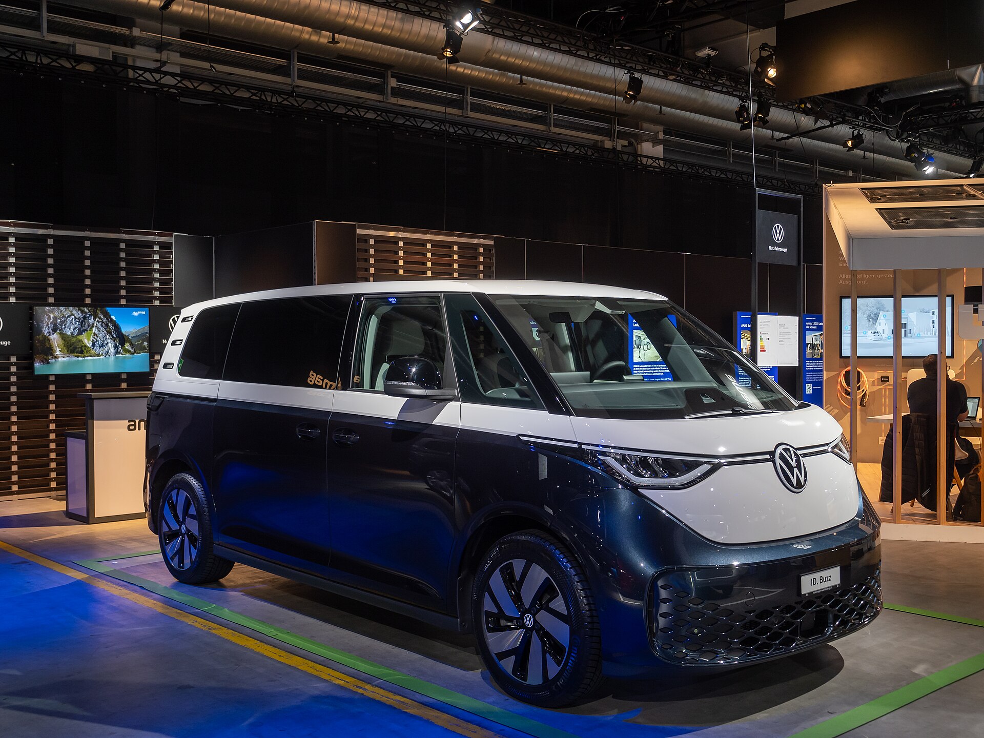 Volkswagen ID. Buzz LWB