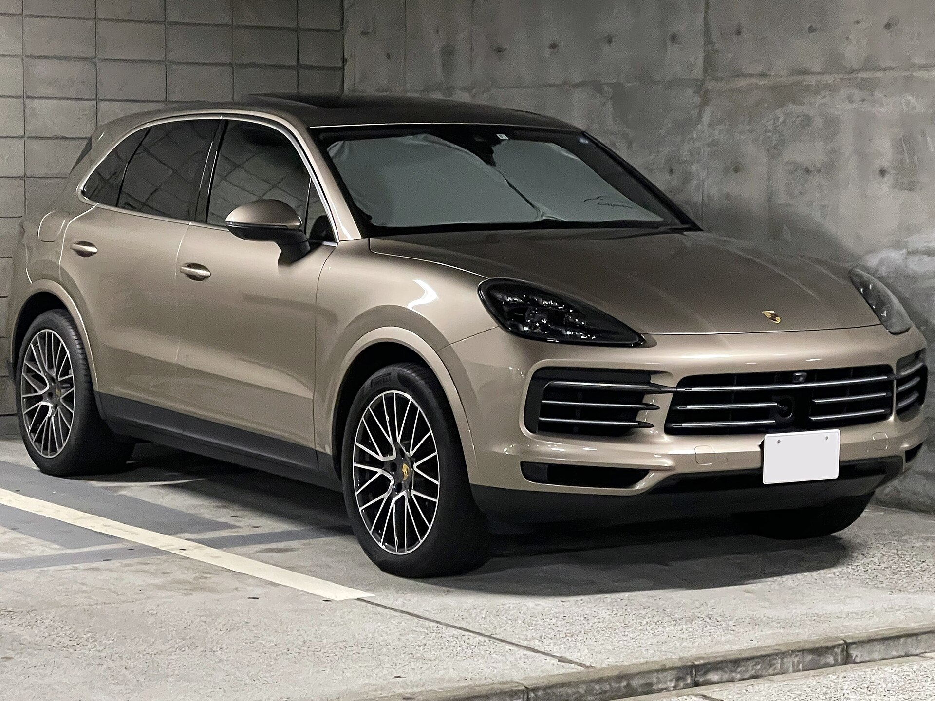 Porsche Cayenne Turbo Electric